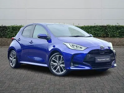 Used Toyota Yaris 116 HP (85 kW) 2024 Blue Hatchback