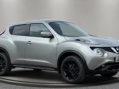 Używany Nissan Juke Tekna 2017 Srebrny SUV