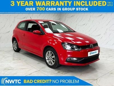 Used VW Polo SE 60 HP (44 kW) 2016 Red Hatchback