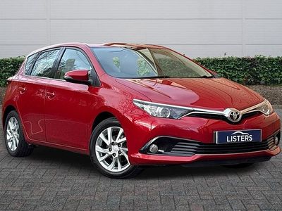 Used Toyota Auris 2016 Red Hatchback