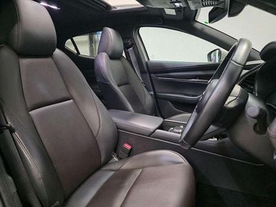 Used Mazda 3 Takumi-Line 183 HP (134 kW) 2023 Silver Hatchback