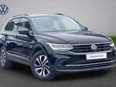 Used VW Tiguan Active 150 HP (110 kW) 2022 Black SUV