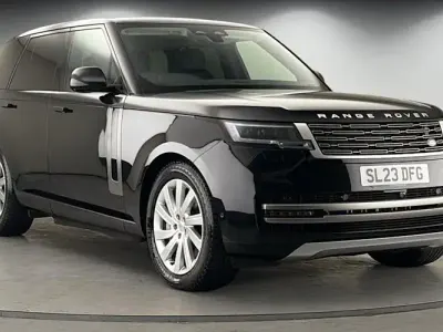 Używany Land Rover Range Rover SE 441 KM (324 kW) 2023 Czarny SUV