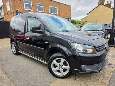 Used VW Caddy Trendline 102 HP (75 kW) 2014 Black MPV