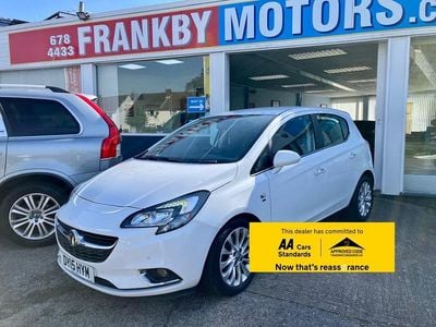 Used Vauxhall Corsa 100 HP (73 kW) 2015 White Hatchback