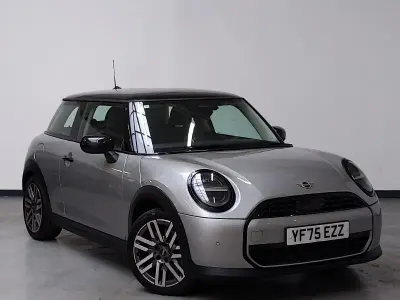 Used Mini Cooper Classic 114 kW (156 HP) 2025 Silver Hatchback