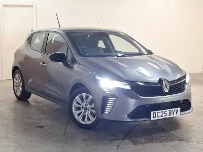 Used Renault Clio Evolution 90 HP (66 kW) 2025 Grey Hatchback