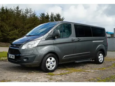 Usado Ford Tourneo Custom Titanium 2017 Cinzento Van
