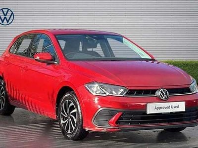 Used VW Polo Life 95 HP (69 kW) 2023 Kings red premium metallic Hatchback