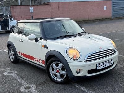White Used 2007 Mini Cooper Hatch Hatchback | £1,690 (Expensive)