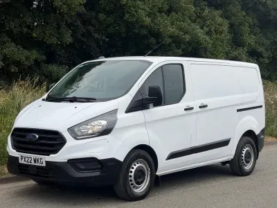Used Ford Transit Custom 126 HP (92 kW) 2022 White Van