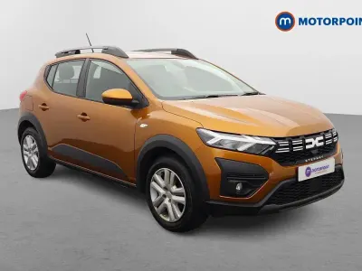 Used Dacia Sandero Expression 2023 Orange Hatchback
