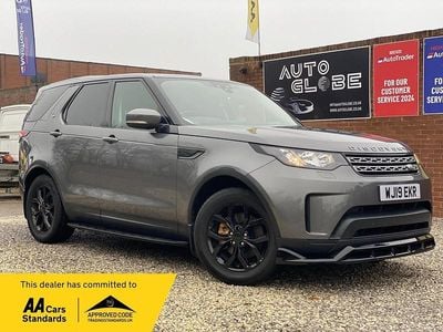 Grey Used 2019 Land Rover Discovery 5 S SUV | £18,990 (Good price)
