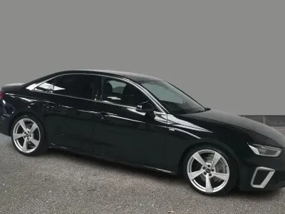 Second-hand Audi A4 S-Line 150 CP (110 kW) 2020 Negru Berlinǎ