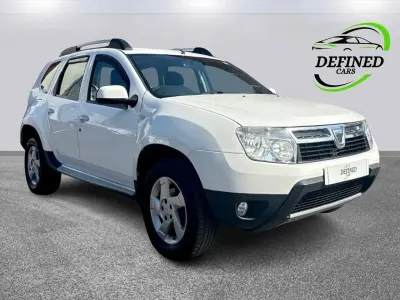 Used Dacia Duster Lauréate 110 HP (80 kW) 2014 White SUV
