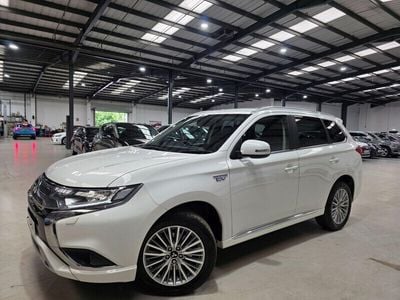 Mitsubishi Outlander P-HEV