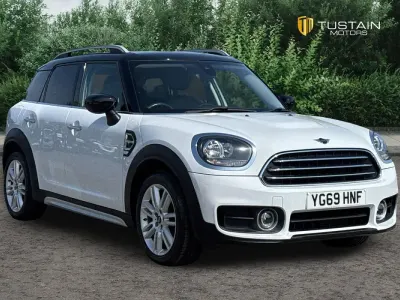Usado Mini Cooper Exclusive 136 CV (100 kW) 2019 Blanco Utilitario