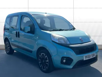 Używany Fiat Qubo Lounge 80 KM (58 kW) 2012 Minivan