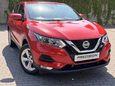 Used Nissan Qashqai Acenta Premium 140 HP (102 kW) 2019 Red SUV