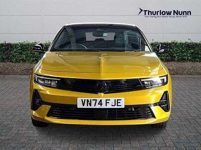 Used Vauxhall Astra S 130 HP (95 kW) 2024 Yellow and black Hatchback