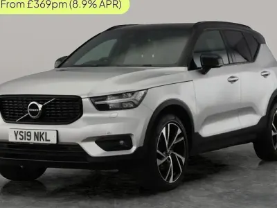 Usado Volvo XC40 R-Design Pro 247 HP (181 kW) 2019 Prateado SUV