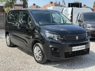 Used Peugeot Partner 131 HP (96 kW) 2021 Black MPV