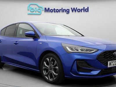 Usado Ford Focus ST-Line 125 CV (91 kW) 2023 Azul Utilitario