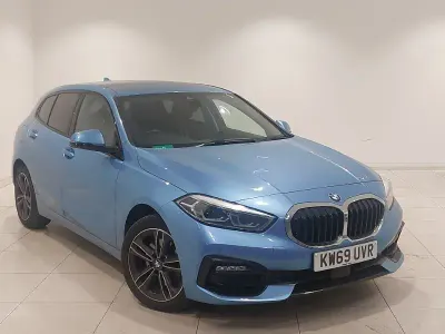 Used BMW 118 Sport Line 140 HP (102 kW) 2020 Blue Hatchback