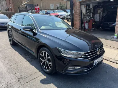 Used VW Passat SEL 2023 Black Estate