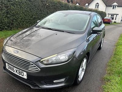 Grey Used 2016 Ford Focus Zetec Hatchback | £3,850 (Good price)