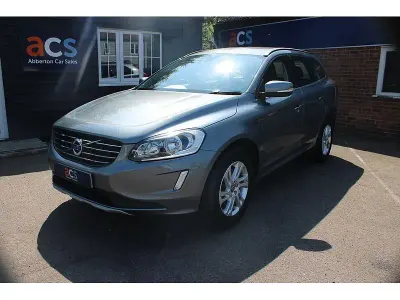Usado Volvo XC60 SE 190 HP (139 kW) 2017 Cinzento SUV