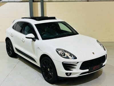 White Used 2014 Porsche Macan SUV | £24,000 (Fair price)