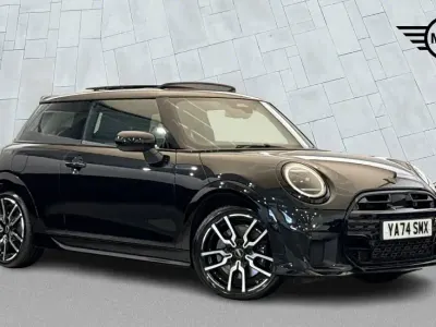 Used Mini Cooper Hatch 113 kW (154 HP) 2025 Black Hatchback