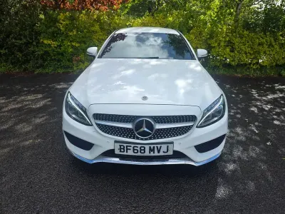 Usado Mercedes C220 AMG line 170 CV (125 kW) 2018 Blanco Coupe