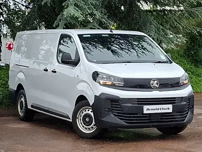 Used Vauxhall Vivaro 2024 White MPV