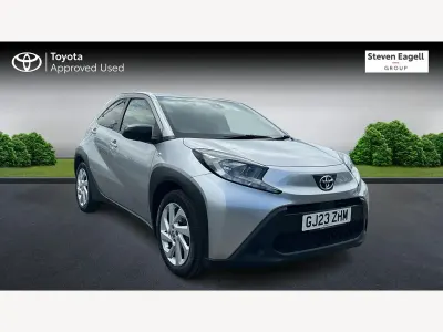 Used Toyota Aygo X PURE 72 HP (52 kW) 2023 Silver SUV