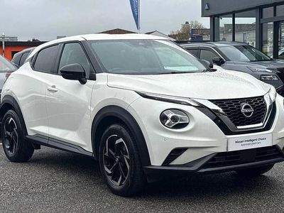 Used Nissan Juke N-Connecta 112 HP (82 kW) 2023 White SUV
