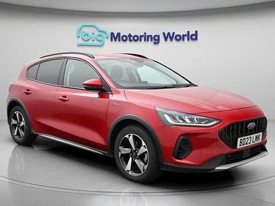 Used Ford Focus Active 155 HP (114 kW) 2023 Red Hatchback