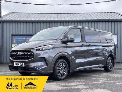 Used Ford Tourneo Titanium 136 HP (100 kW) 2025 Grey MPV