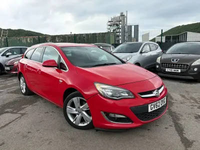 Used Vauxhall Astra SRi 2013 Red Estate