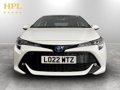Used Toyota Corolla 122 HP (89 kW) 2022 White Hatchback
