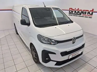 Używany Citroën Dispatch 120 KM (88 kW) 2024 Biały Minivan