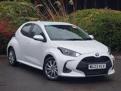 White Used 2023 Toyota Yaris Hybrid Hatchback | £16,998 (Good price)