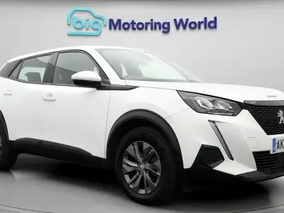 Second-hand Peugeot 2008 Active 99 CP (72 kW) 2020 Alb SUV