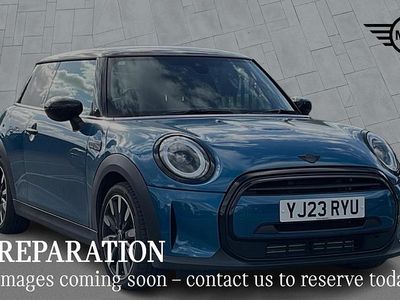 Begagnad Mini Cooper Exclusive 134 HK (98 kW) 2023 Blå Halvkombi