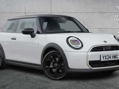Used Mini Cooper Exclusive 114 kW (156 HP) 2026 Hatchback