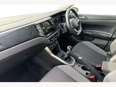 Used VW Polo Life 95 HP (69 kW) 2023 White Hatchback