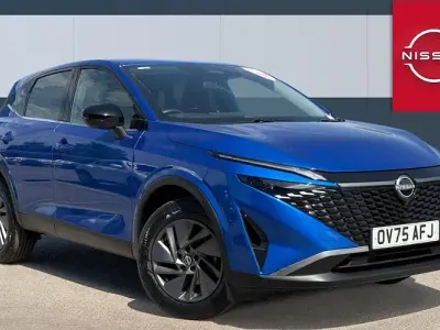 Used Nissan Qashqai Acenta Premium 140 HP (102 kW) 2025 Blue SUV