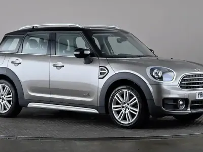 Used Mini Cooper Countryman Exclusive 136 HP (100 kW) 2019 Silver SUV