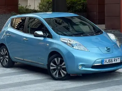 Used Nissan Leaf Tekna 30 kW (41 HP) 2016 Hatchback